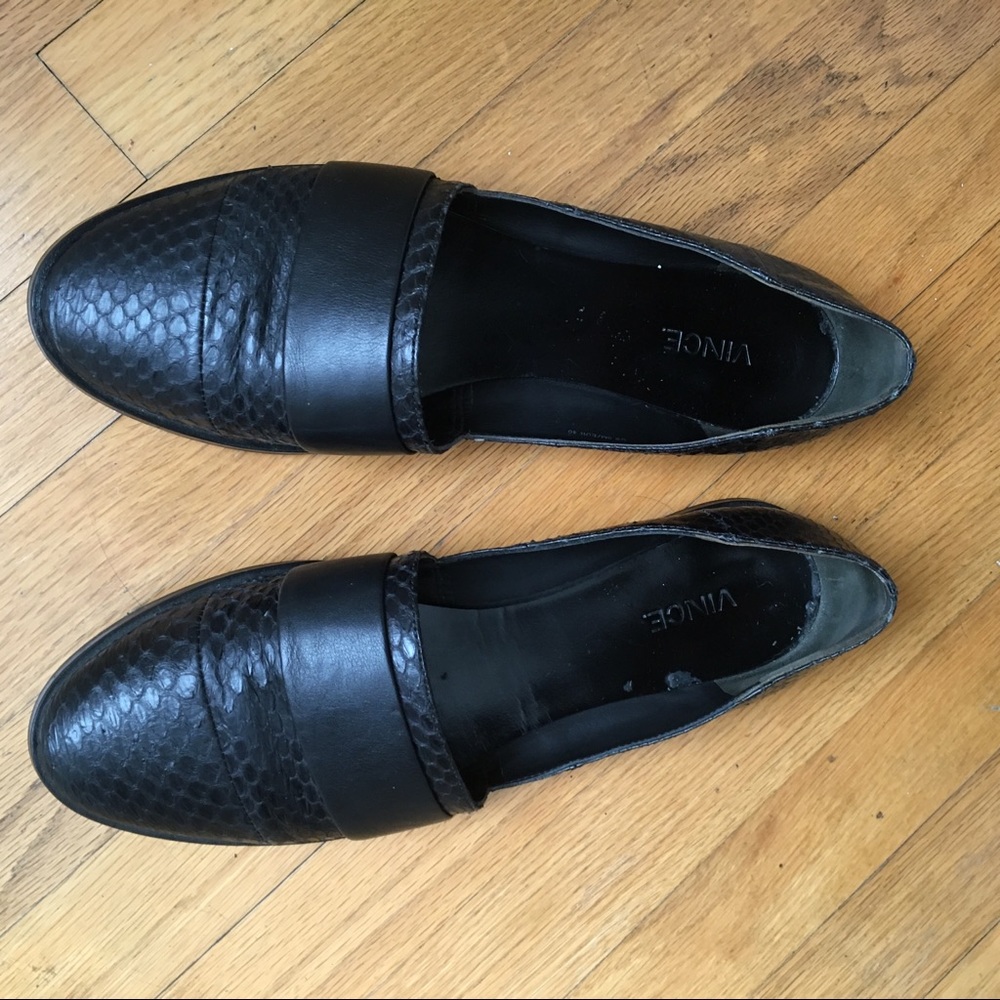 Vince Snakeskin and leather flats loafers